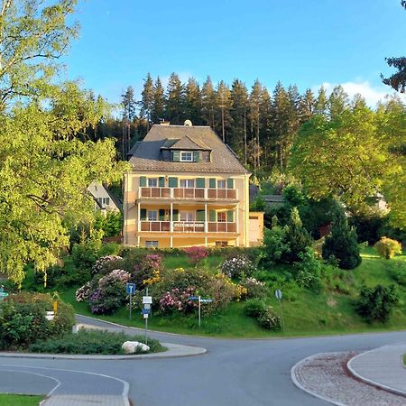 Villa Goldbrunnen Ferienwohnung 3 บัดเอลสเตอร์ ภายนอก รูปภาพ