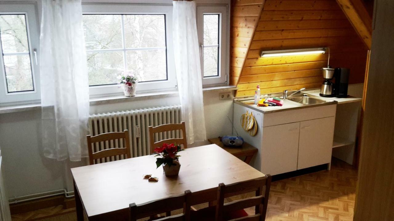 Villa Goldbrunnen Ferienwohnung 3 บัดเอลสเตอร์ ภายนอก รูปภาพ