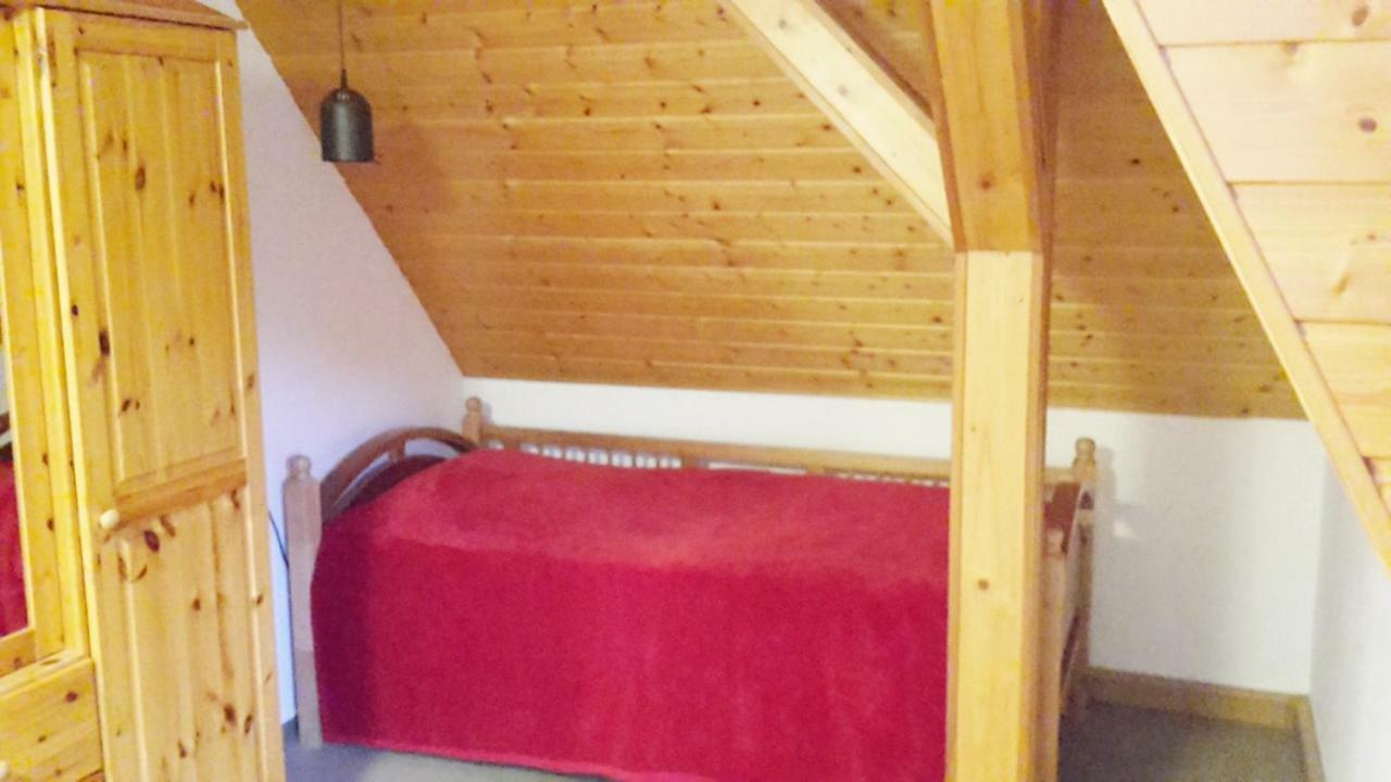 Villa Goldbrunnen Ferienwohnung 3 บัดเอลสเตอร์ ภายนอก รูปภาพ